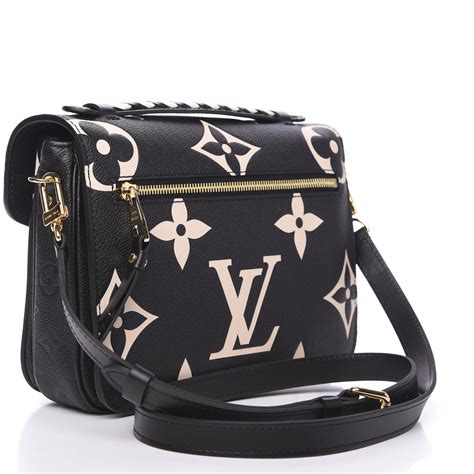 lv crafty pochette métis